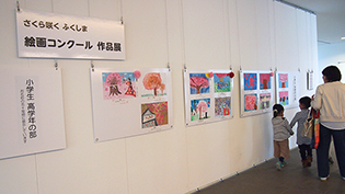 受賞作品の展示風景